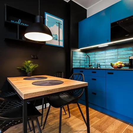 Black&white Free Parking Lägenhet Gdynia