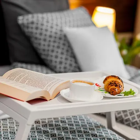 Black&white Free Parking Lägenhet Gdynia