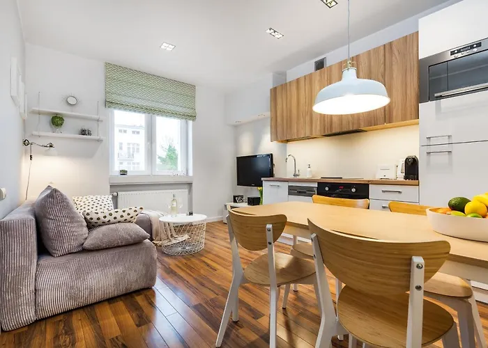 Black&white Free Parking Gdyně