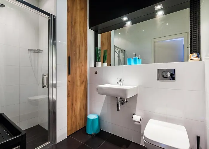 Black&white Free Parking Gdyně