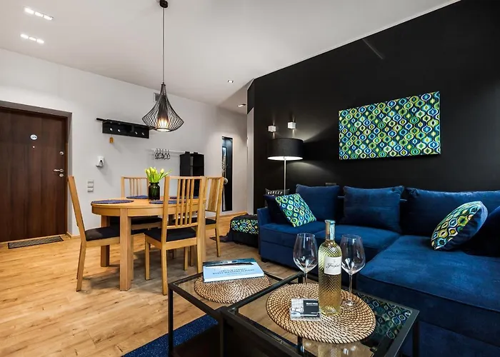 Black&white Free Parking Gdyně