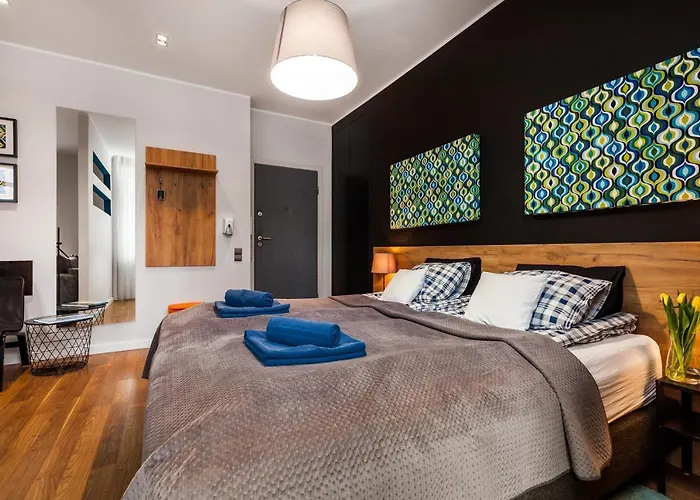 Black&white Free Parking